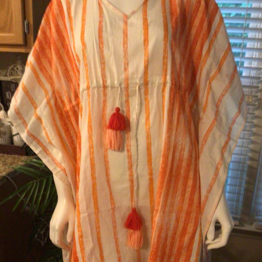NWT Women’s Beach Cover-Up